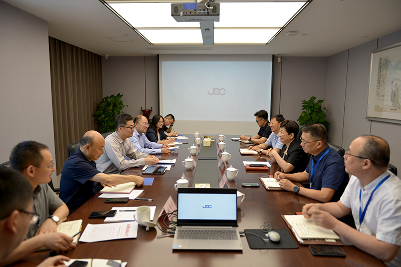 政企聚力謀新篇  共啟發(fā)展新機(jī)遇 ——建鄴區(qū)區(qū)長(zhǎng)賈晨率隊(duì)考察調(diào)研技術(shù)公司